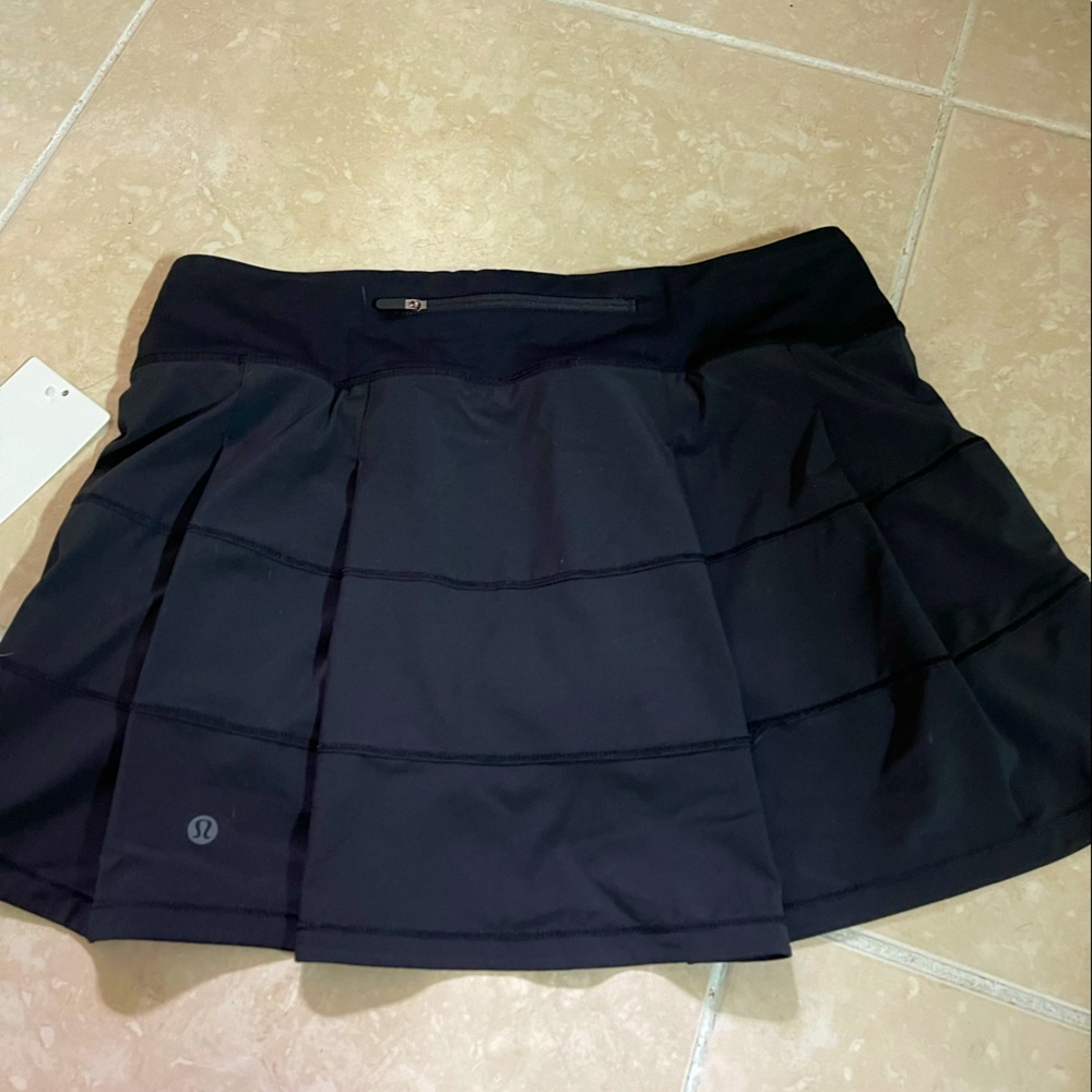 Lululemon black skort